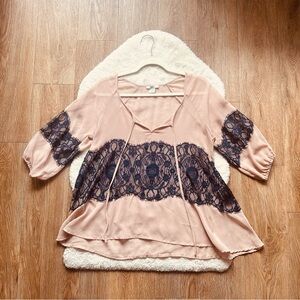Bar III Soft Sheer Blush Blouse with Navy Lace Size Small